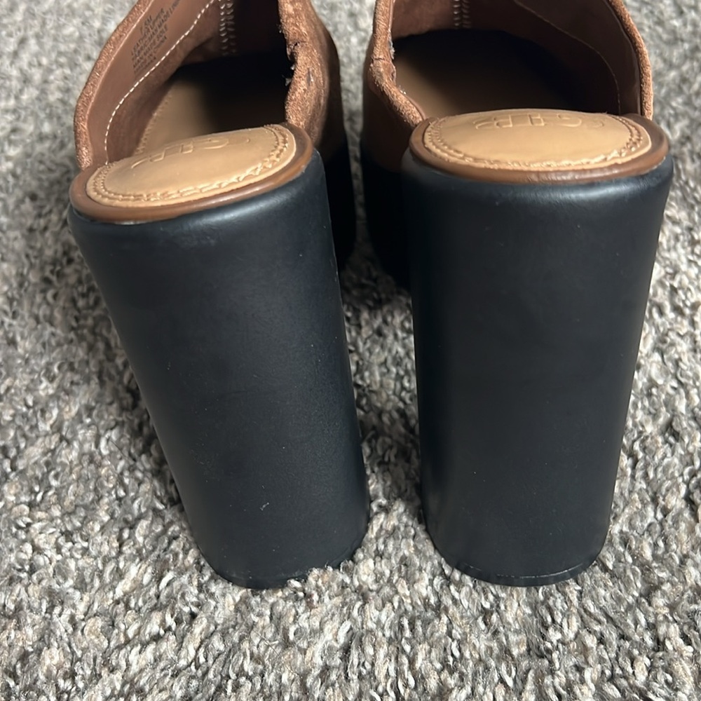 Bono So Chic Slip On Suede Mules - Picture 5 of 7
